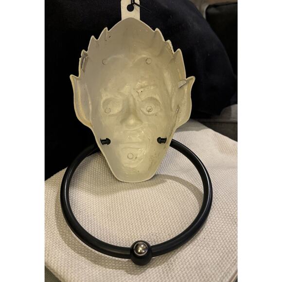 Vintage Halloween Door Knocker 3D Molded Plastic Vampire Classic Fangs 11” - Picture 2 of 3